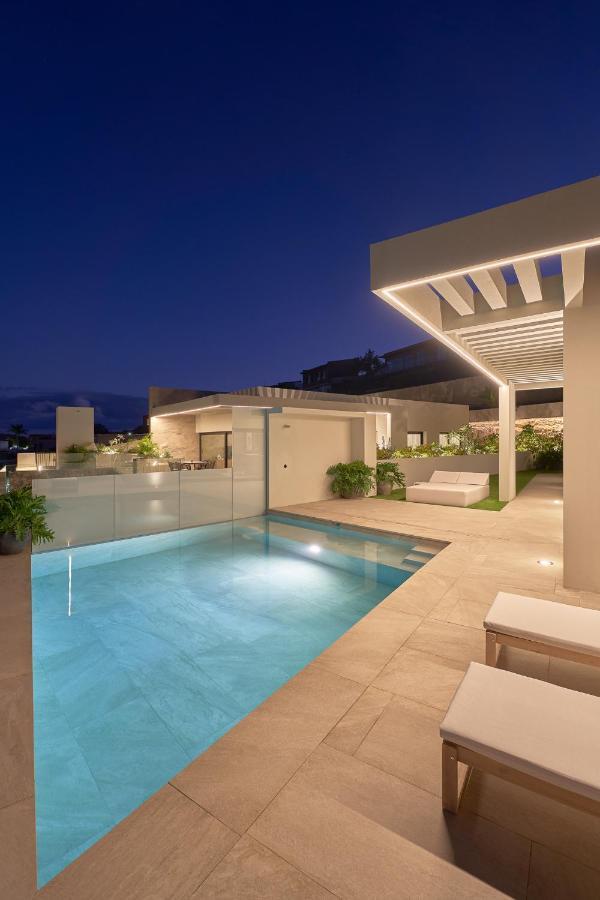 Salobre Oasis Suites Kültér fotó