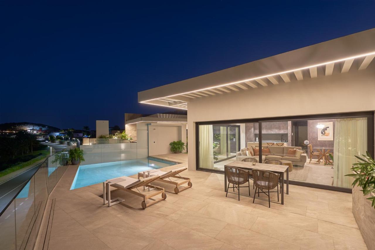 Salobre Oasis Suites Kültér fotó